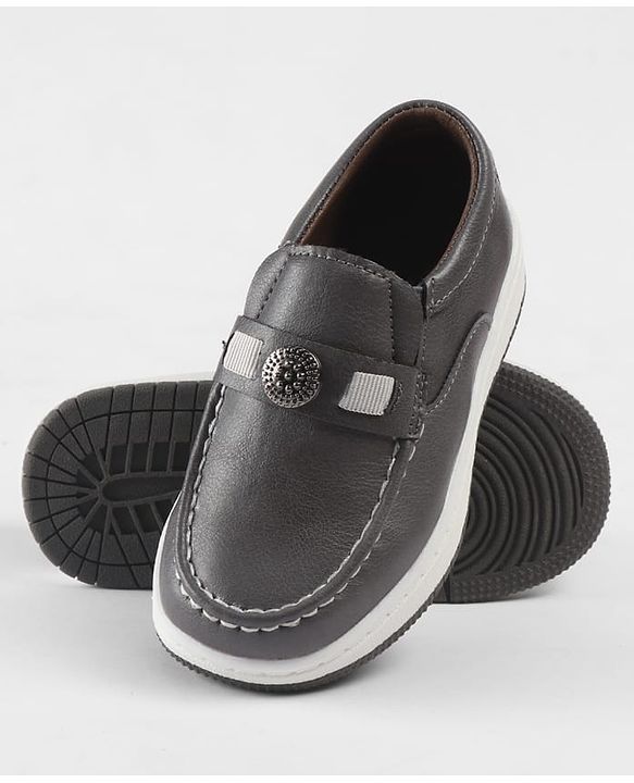 Cute Walk by Babyhug Slip On Loafers With Applique - Grey