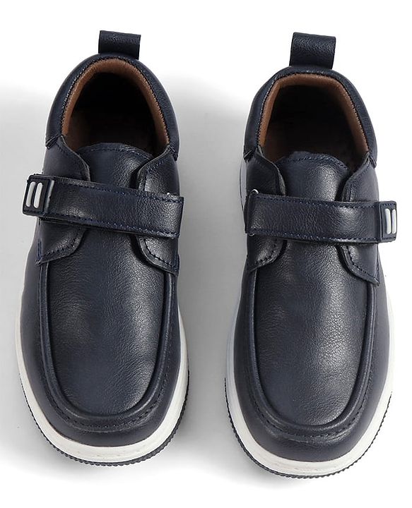 Cute Walk by Babyhug Velcro Closure Solid Loafers - Black