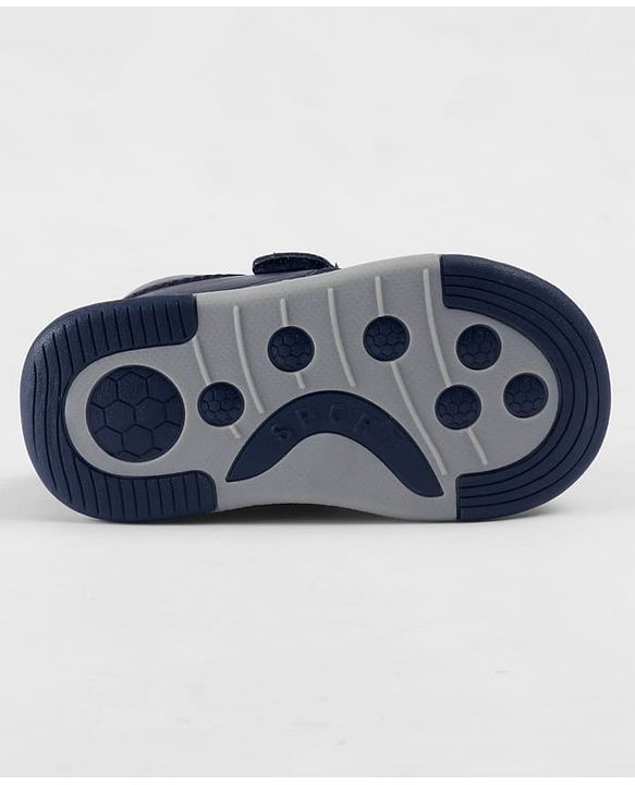 Cute Walk by Babyhug Velcro Closure Solid Shoes - Black