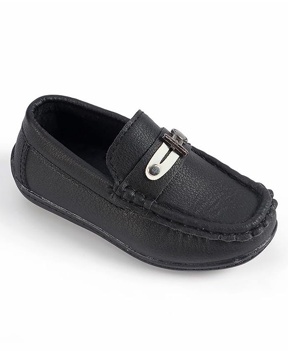 Cute Walk by Babyhug Slip On Solid Loafers - Black