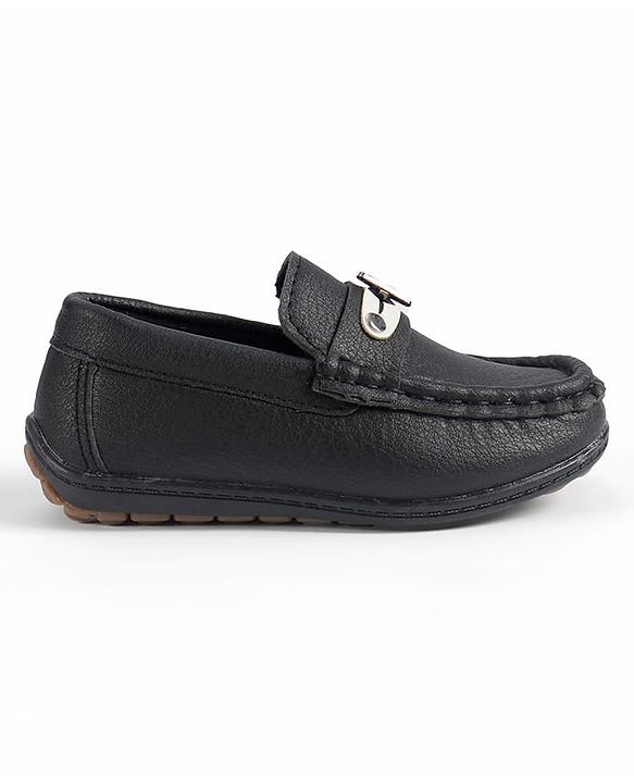 Cute Walk by Babyhug Slip On Solid Loafers - Black