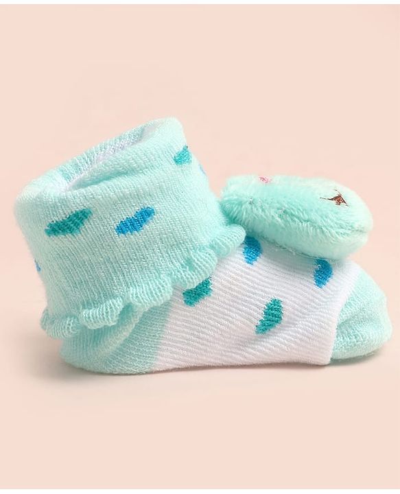 Cute Walk by Babyhug Socks Shoes With Heart Design & Applique - Multicolor