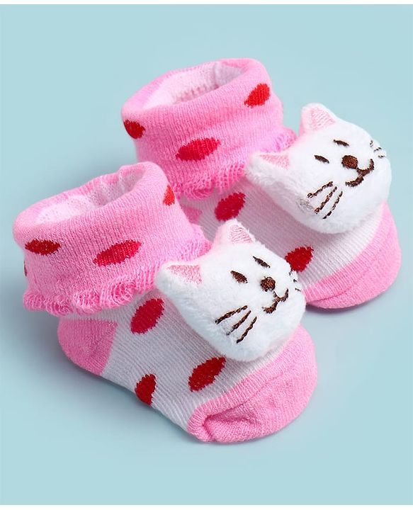 Cute Walk by Babyhug Ankle Length Socks Shoes With Cat Applique - Multicolor