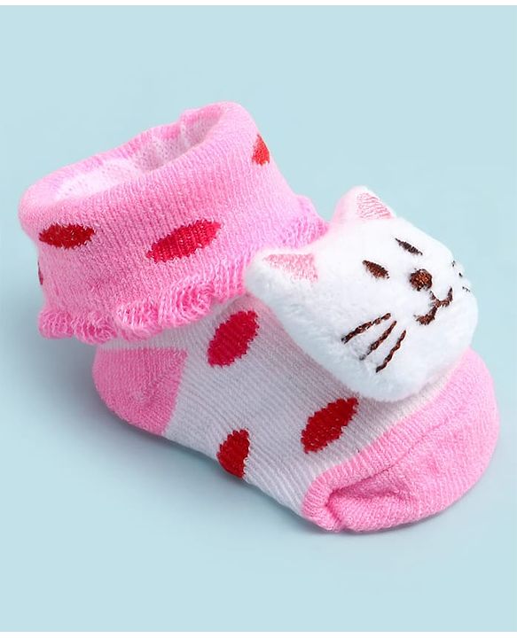 Cute Walk by Babyhug Ankle Length Socks Shoes With Cat Applique - Multicolor