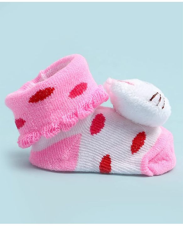 Cute Walk by Babyhug Ankle Length Socks Shoes With Cat Applique - Multicolor
