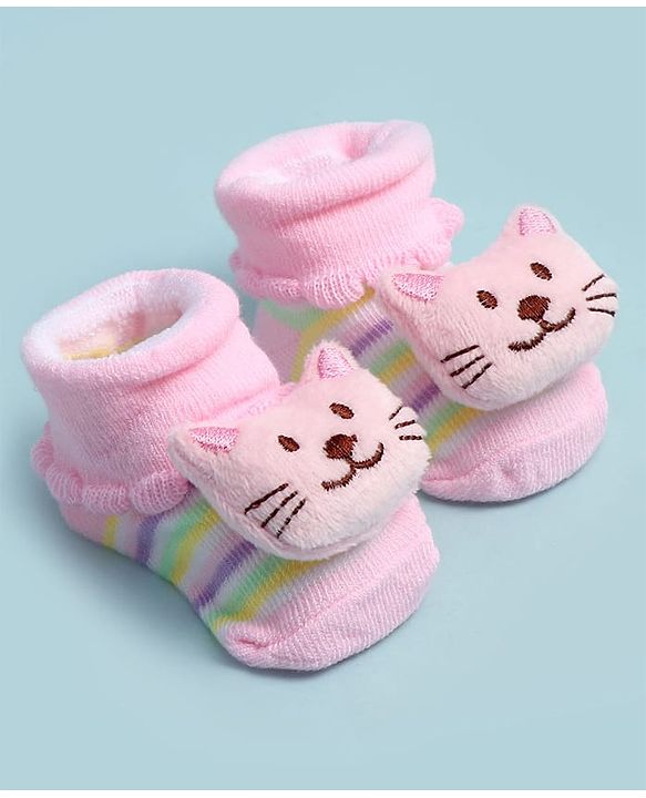 Cute Walk by Babyhug Ankle Length Socks Shoes With Cat Applique - Multicolor