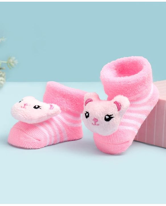 Cute Walk by Babyhug Ankle Length Socks Shoes With Applique - Multicolor