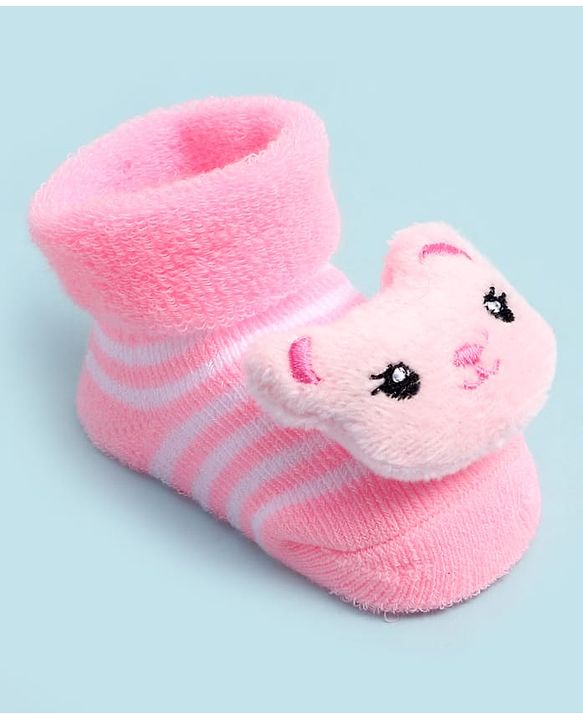 Cute Walk by Babyhug Ankle Length Socks Shoes With Applique - Multicolor