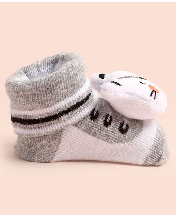 Cute Walk by Babyhug Ankle Length Socks Shoes With Applique - Multicolor