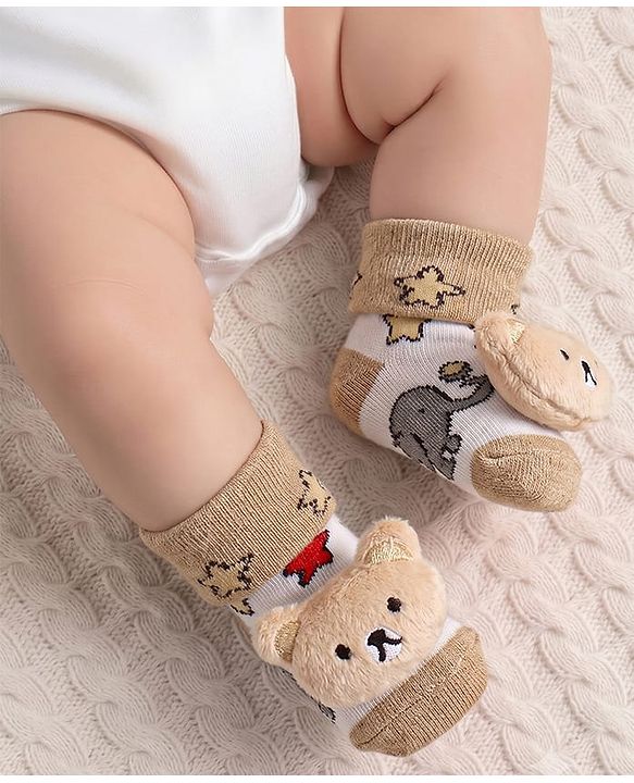 Cute Walk by Babyhug Ankle Length Socks Shoes With Bear Applique - Multicolor