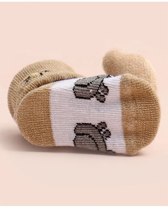 Cute Walk by Babyhug Ankle Length Socks Shoes With Bear Applique - Multicolor