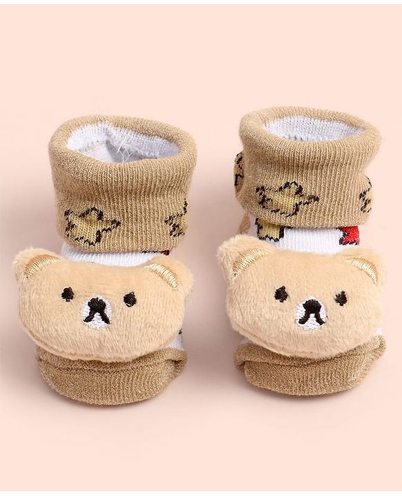 Cute Walk by Babyhug Ankle Length Socks Shoes With Bear Applique - Multicolor