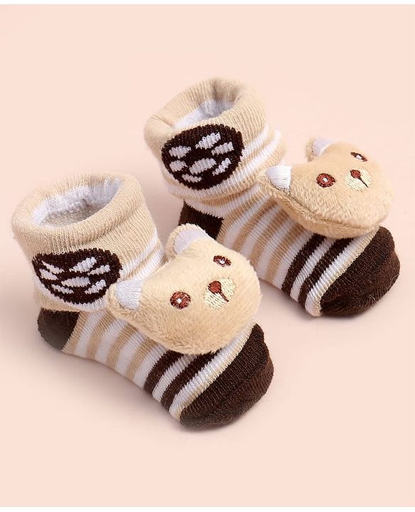 Cute Walk by Babyhug Ankle Length Socks Shoes With Bear Applique - Multicolor