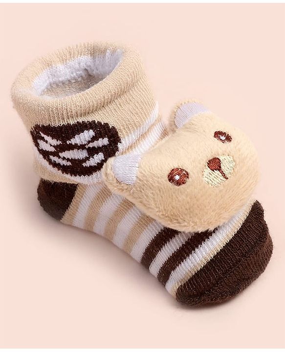 Cute Walk by Babyhug Ankle Length Socks Shoes With Bear Applique - Multicolor