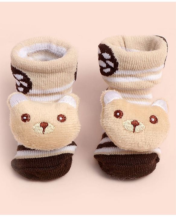 Cute Walk by Babyhug Ankle Length Socks Shoes With Bear Applique - Multicolor