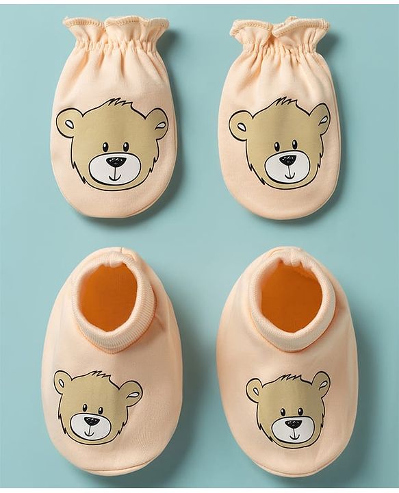 Babyhug 100% Cotton Knit Bear Printed Mittens & Booties Set - Peach