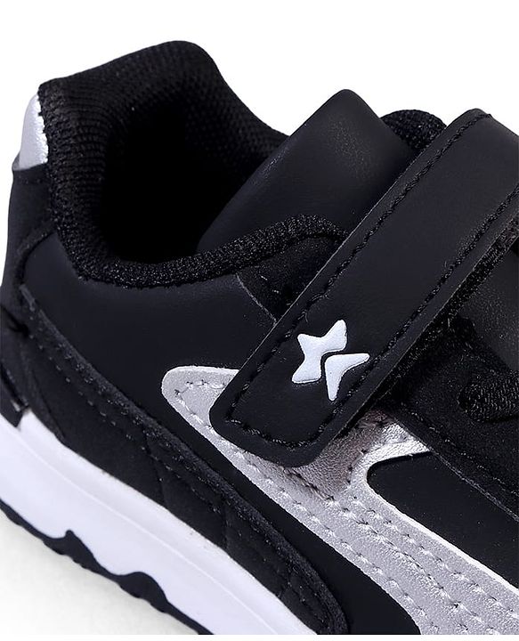 Cute Walk by Babyhug Velcro Closure Solid Sneaker Shoes - Black