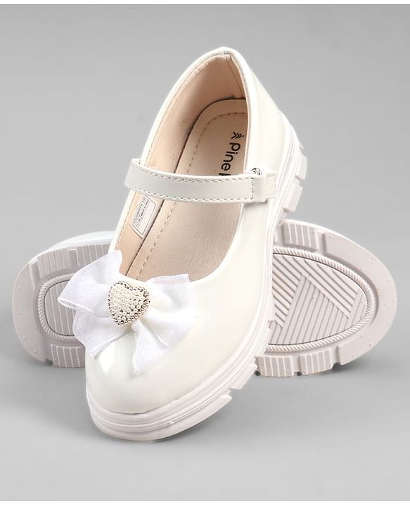 Pine Kids Velcro Closure Ballerina With Bow & Hearts Applique - White
