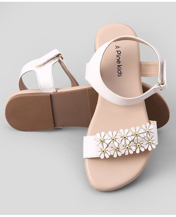 Pine Kids Velcro Closure Sandals With Floral Detailing - White