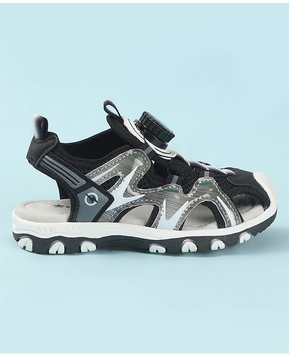 Cute Walk by Babyhug Velcro Closure Solid Sandals - Black