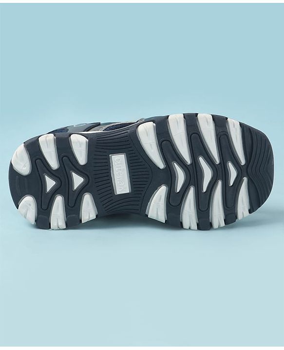 Cute Walk by Babyhug Velcro Closure Solid Sandals - Black