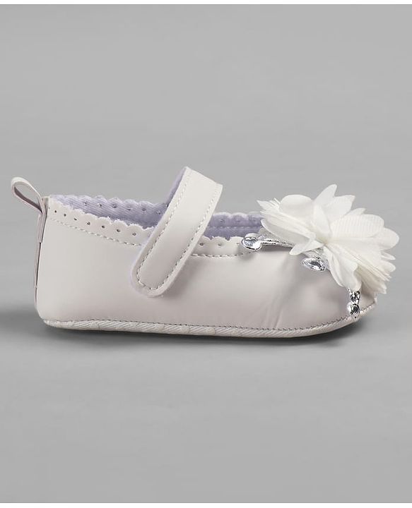 Cute Walk by Babyhug Velcro Closure Booties With Floral Applique - White