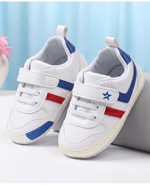 Cute Walk by Babyhug Velcro Closure Solid Booties - White
