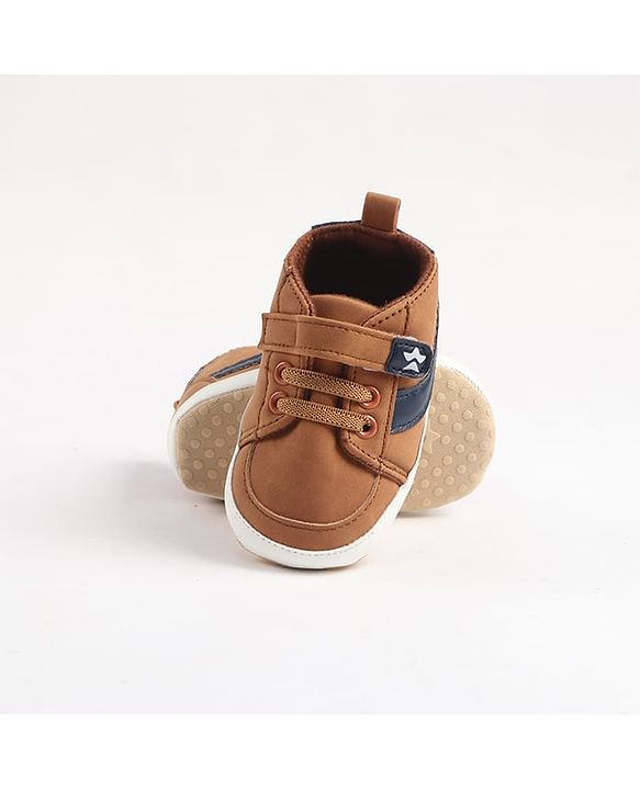 Cute Walk by Babyhug Velcro Closure Solid Booties - Tan