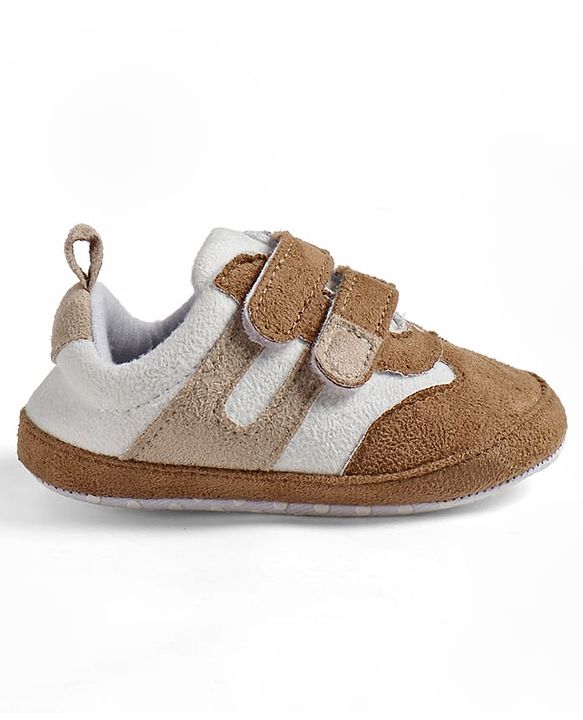 Cute Walk by Babyhug Velcro Closure Solid Booties - Brown