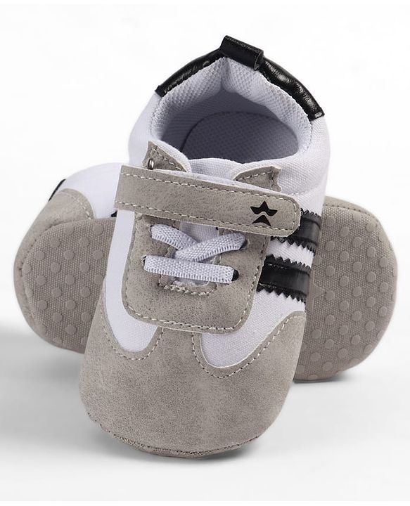 Cute Walk by Babyhug Velcro Closure Striped Booties - Grey