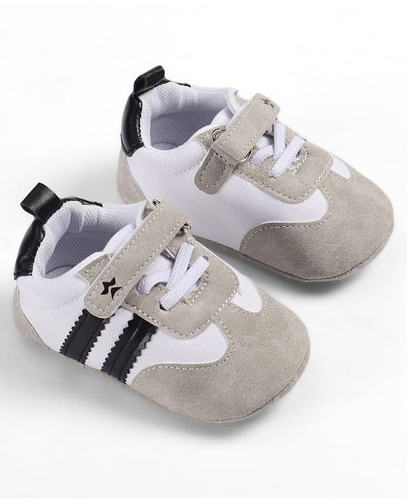 Cute Walk by Babyhug Velcro Closure Striped Booties - Grey