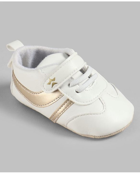 Cute Walk by Babyhug Velcro Closure Solid Booties - Golden