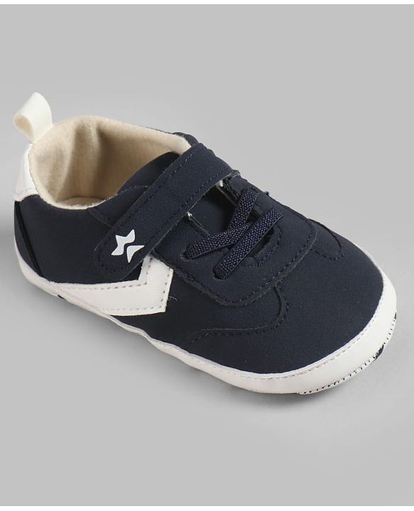Cute Walk by Babyhug Velcro Closure Solid Booties - Navy Blue