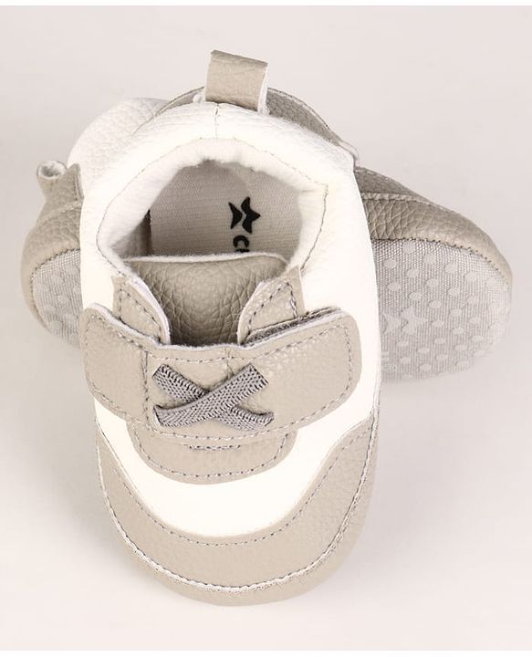Cute Walk by Babyhug Velcro Closure Solid Booties - Grey
