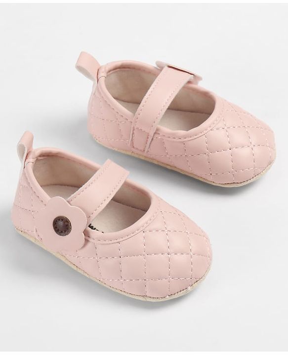 Cute Walk by Babyhug Velcro Closure Embroidered Booties With Floral Applique - Pink