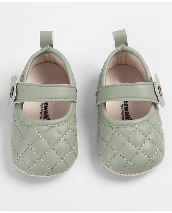 Cute Walk by Babyhug Velcro Closure Embroidered Booties With Floral Applique - Pink