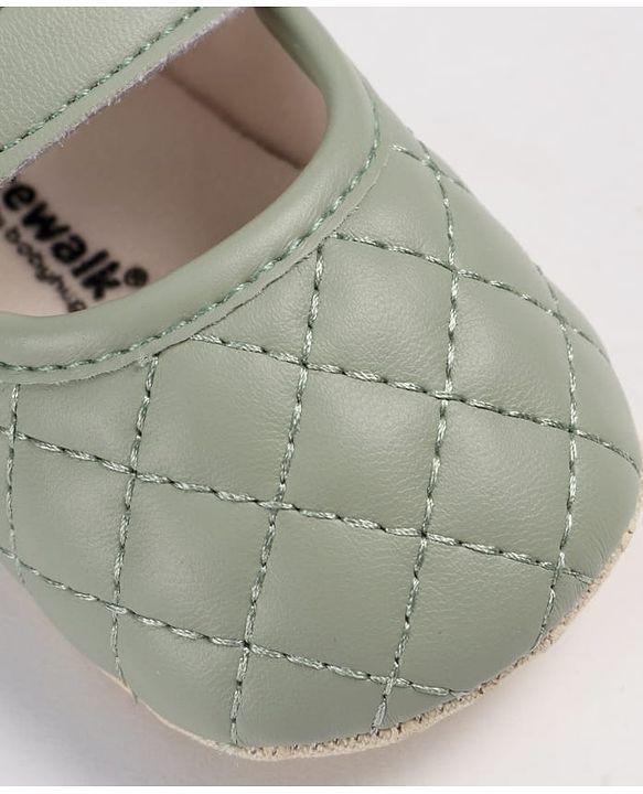 Cute Walk by Babyhug Velcro Closure Embroidered Booties With Floral Applique - Pink