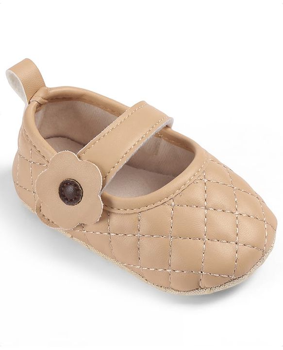 Cute Walk by Babyhug Velcro Closure Embroidered Booties With Floral Applique - Pink