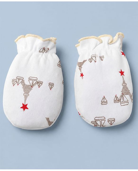 Babyhug 100% Cotton Interlock Knit Mittens & Booties With Paris Print - White