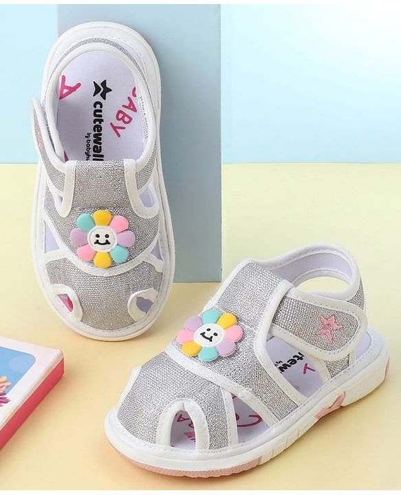 Cute Walk by Babyhug Velcro Closure Sandals With Floral Applique - Pink