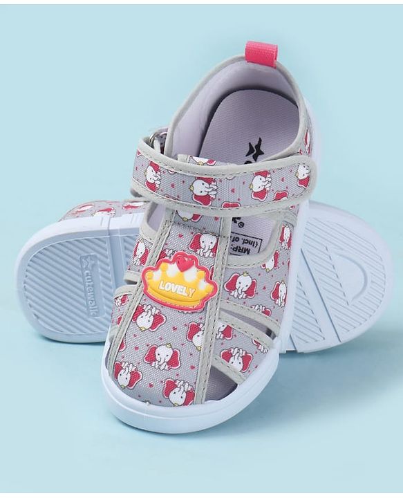 Cute Walk by Babyhug Velcro Closure Sandals with Elephant Print - Pink