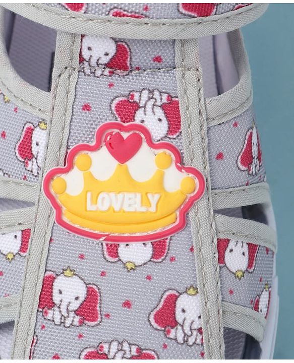 Cute Walk by Babyhug Velcro Closure Sandals with Elephant Print - Pink