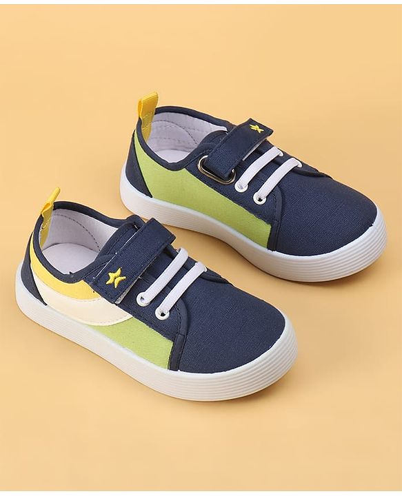 Cute Walk by Babyhug Velcro Closure Solid Casual Shoes - Blue