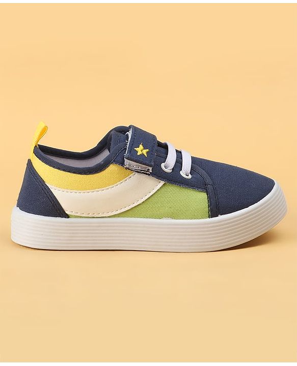 Cute Walk by Babyhug Velcro Closure Solid Casual Shoes - Blue
