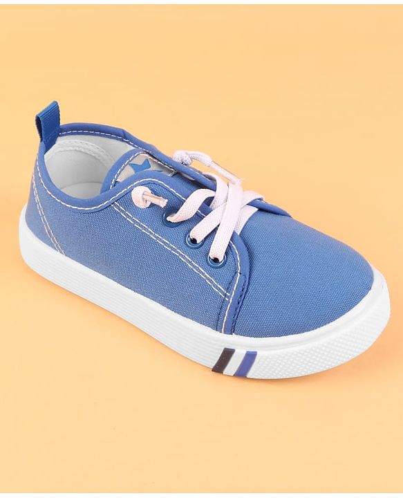 Cute Walk by Babyhug Lace Up Solid Casual Shoes - Black