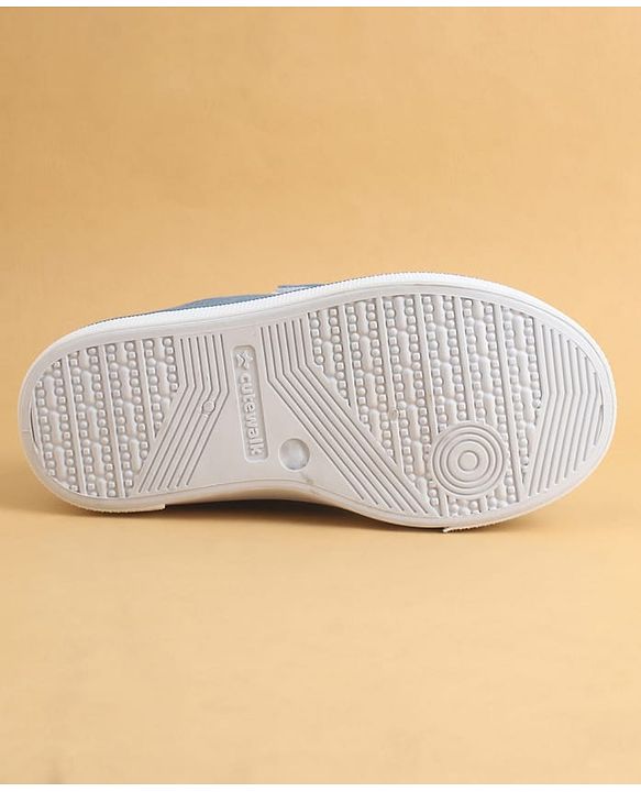 Cute Walk by Babyhug Velcro Closure Printed Casual Shoes - Blue