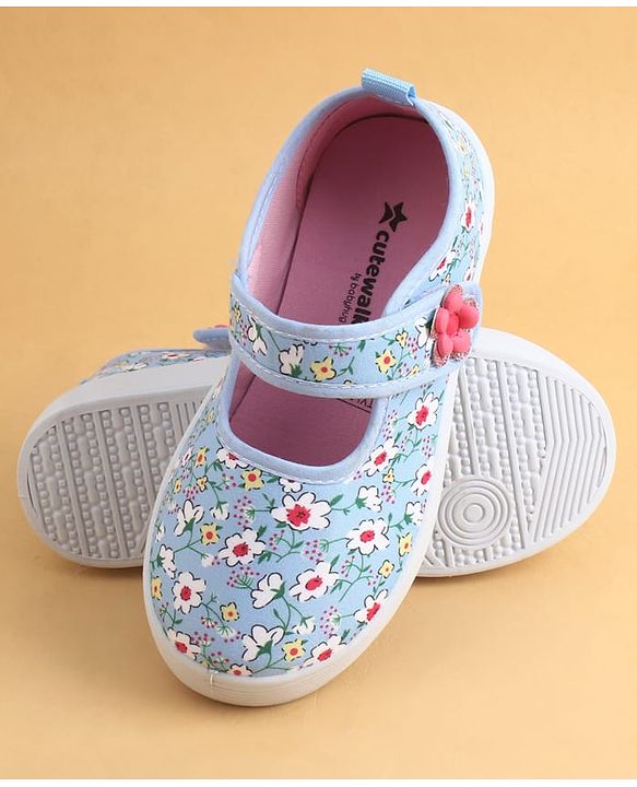 Cute Walk by Babyhug Velcro Closure Casual Shoes with Floral Print - Blue