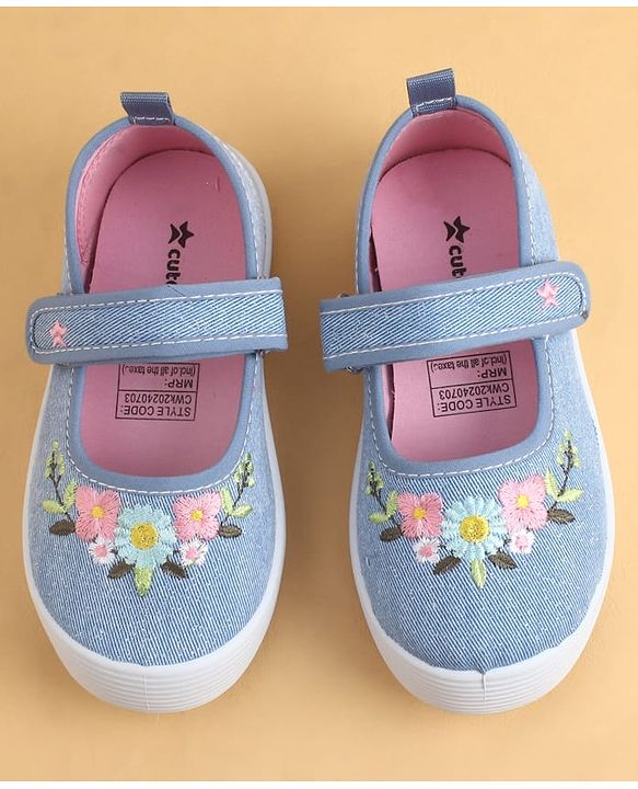 Cute Walk by Babyhug Velcro Closure Casual Shoes with Floral Embroidery - Blue
