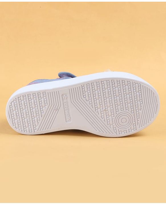 Cute Walk by Babyhug Velcro Closure Casual Shoes with Star Print & Bow Applique - Blue