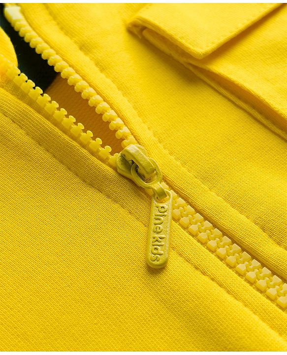 Pine Kids 100% Cotton Knit Full Sleeves Hooded Sweatshirt With Super Print - Yellow